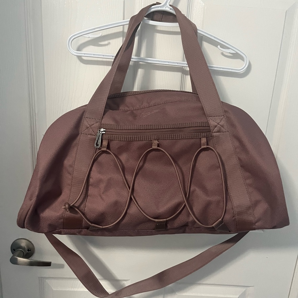 Nike | Training Duffel Bag | Gym Bag | OS | EUC